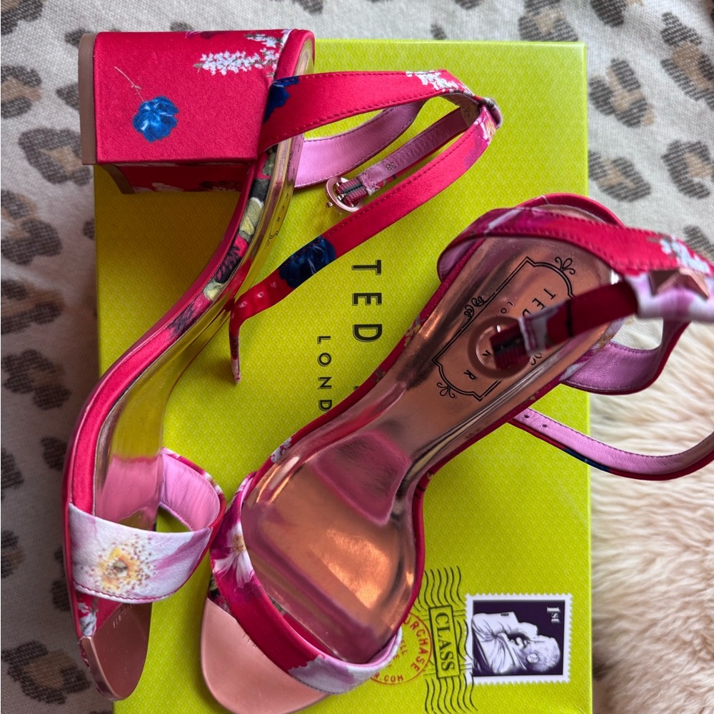 Ted Baker Rozie Sandal - Picture 2 of 4